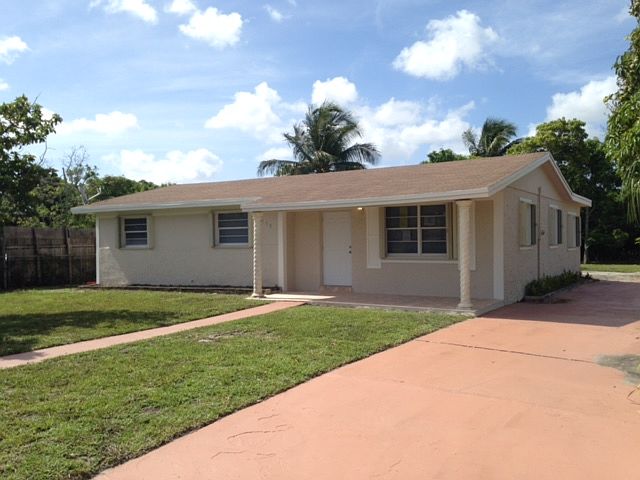 1st image of 2950 NW 208th Ter