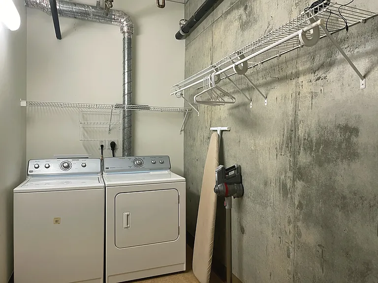 1111 S Grand Ave #1116 — Photo 14