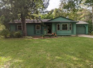 809 Sheridan Rd, Traverse City, MI 49686