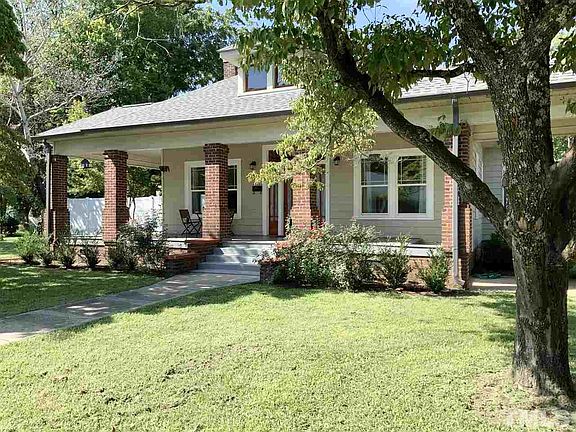 2nd image of 233 W Stallings St