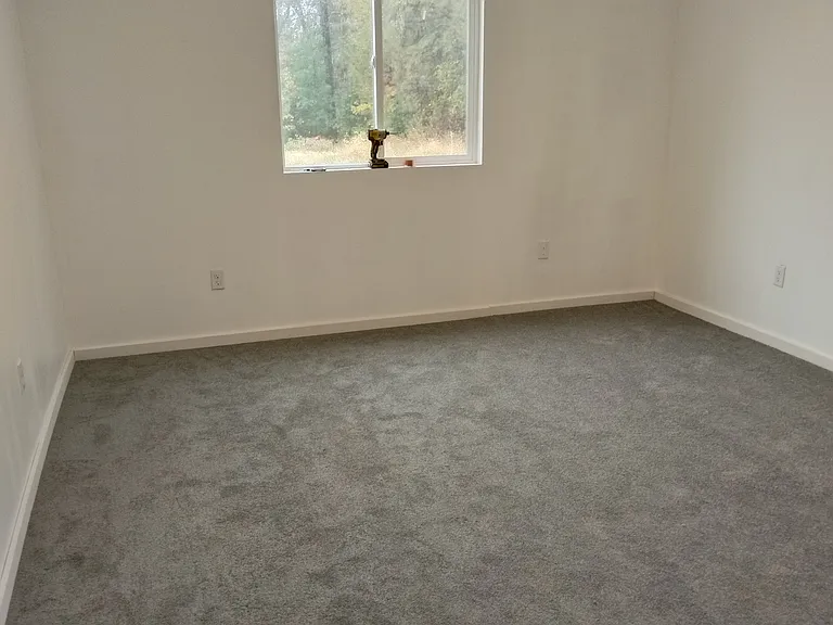 68 Country Ln — Photo 5