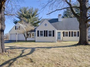 30 Clovercrest Rd, Wethersfield, CT 06109
