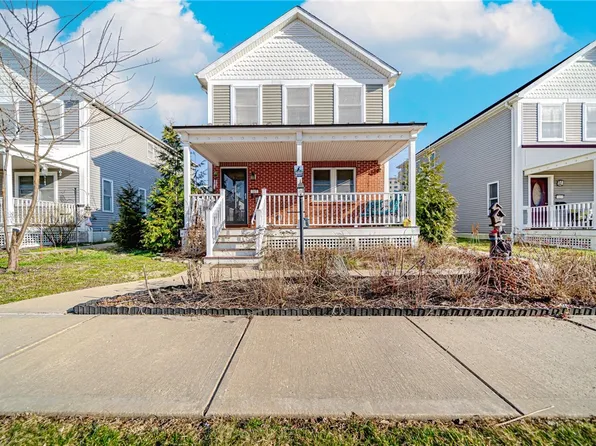 312 S 6th St, Jeannette, PA 15644