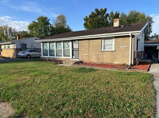 16612 Oxford Dr, Markham, IL 60428