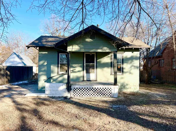 832 S Estelle St, Wichita, KS 67211