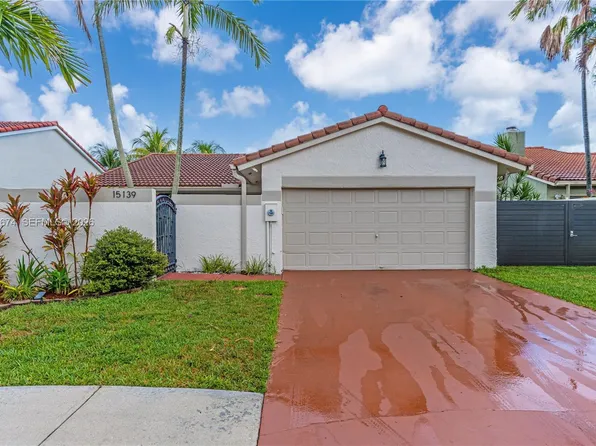 15139 SW 92nd Ter, Miami, FL 33196