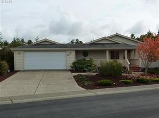 512 Robin Ln, Florence, OR 97439