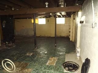 3rd image of 12250 Glenfield St