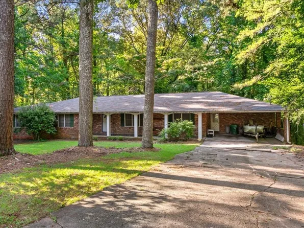 1354 Weston Dr, Decatur, GA 30032
