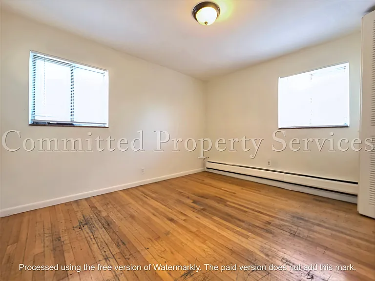 16611 Greenfield Rd #10 — Photo 6