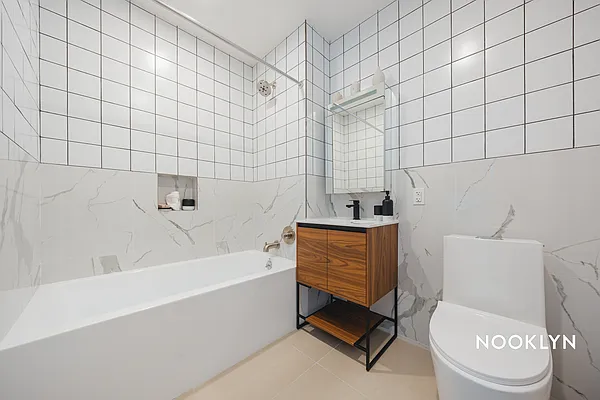 Rented by Nooklyn NYC LLC | media 72