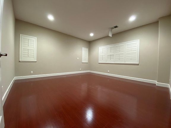 5th image of 5300 Shenado Ln