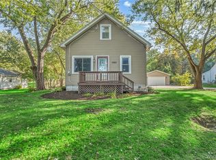 1560 Ridge Rd, Lewiston, NY 14092