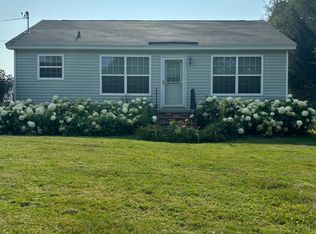 3 Perry Dr, Winterport, ME 04496