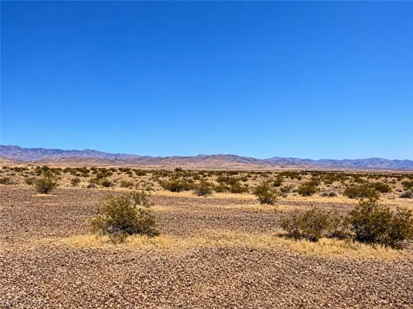 6461 N Jungle Ave, Pahrump, NV 89060