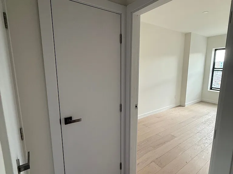121 President St #4 — Photo 13