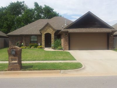 12121 SW 12th St, Yukon, OK, 73099