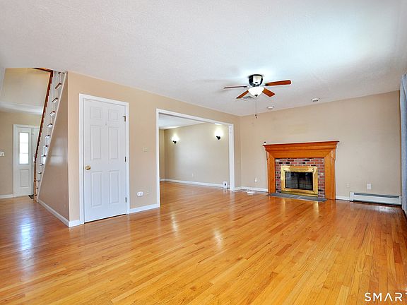 4th image of 3 Inwood Lane