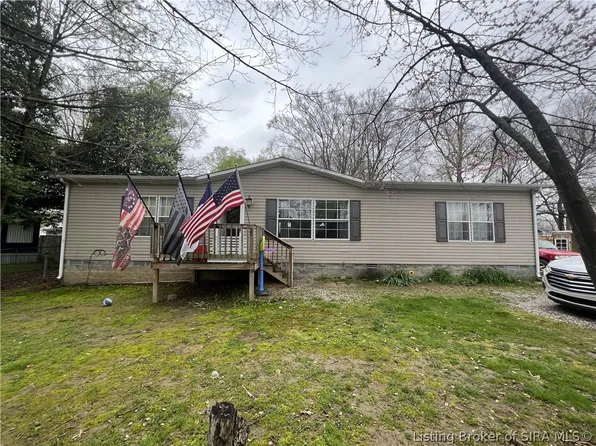 1921 Gilola Avenue, Sellersburg, IN 47172
