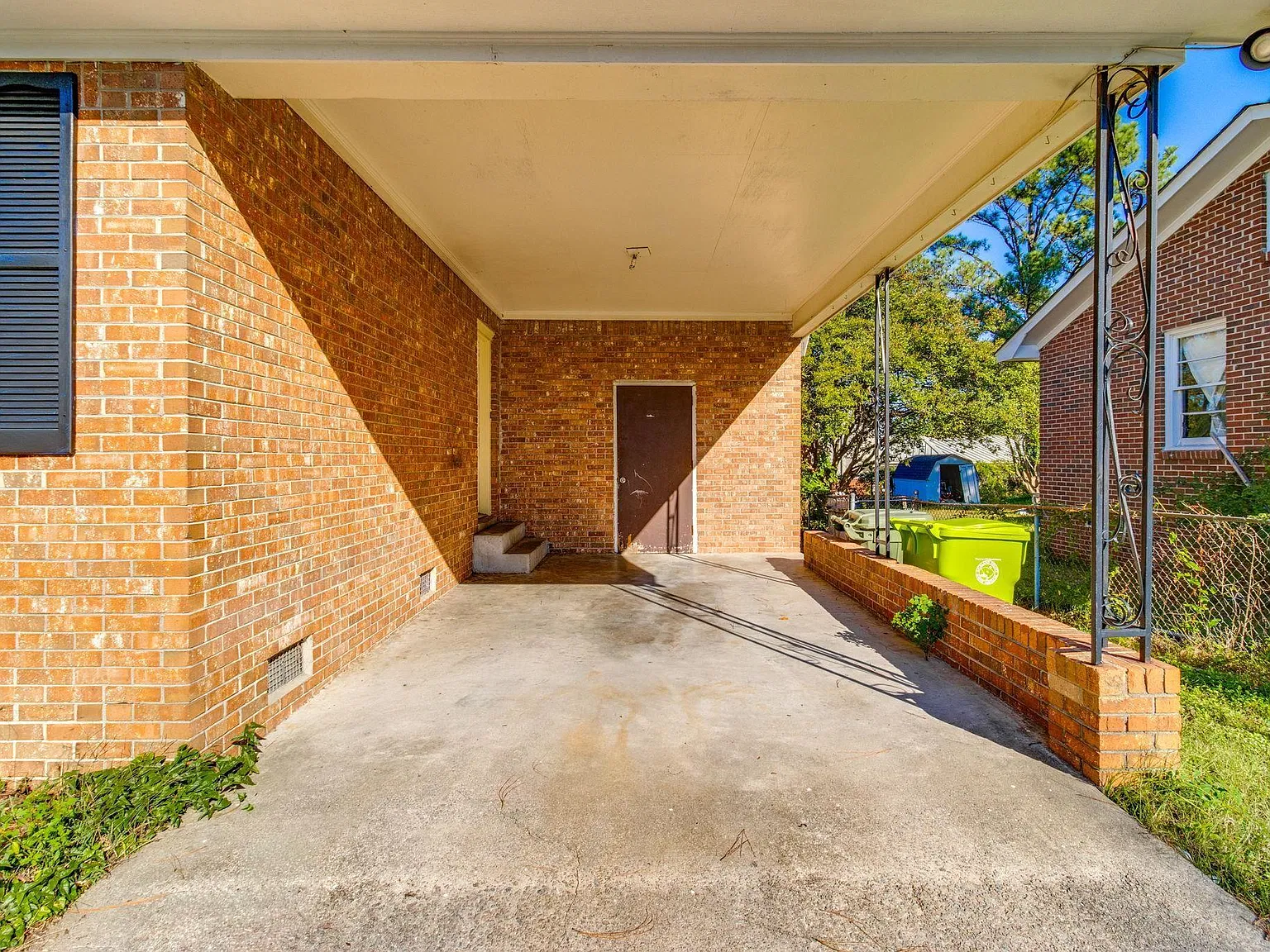 3 bed, 1056 sqft, $1,450 — Photo 4