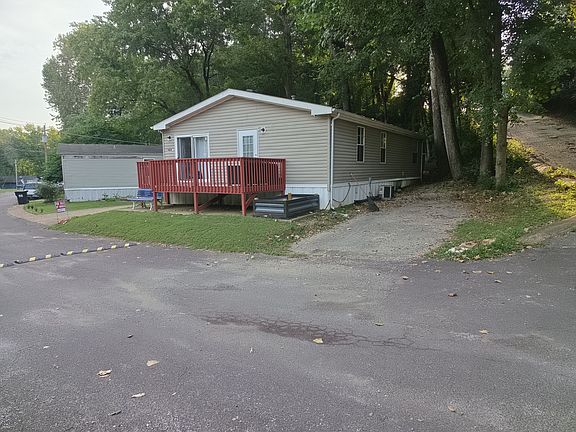 4th image of 1684 Meadowlark Ln