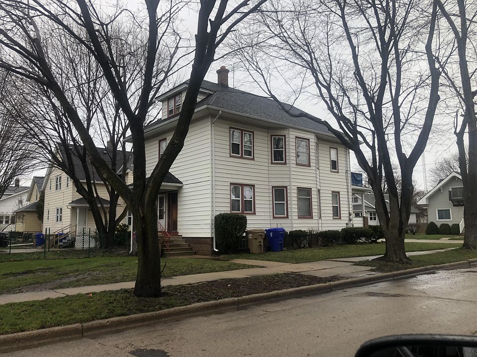 2nd image of 4720 18th Ave