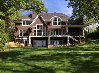 16560 Grays Bay Blvd, Wayzata, MN 55391