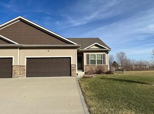 210 NW Autumn Crest Dr, Ankeny, IA 50023