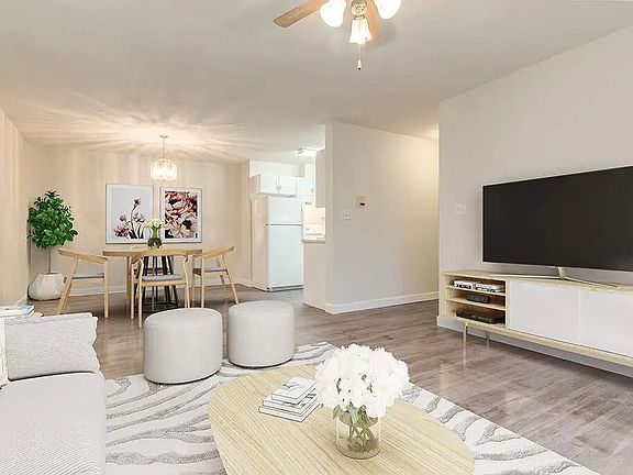 4th image of 5116 53rd Ave #204
