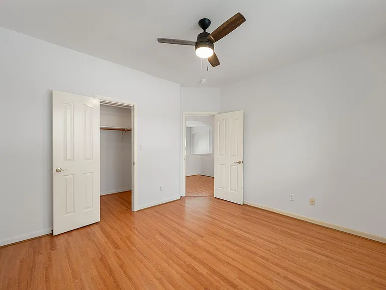 6920 Larue Belle Cv — Photo 34