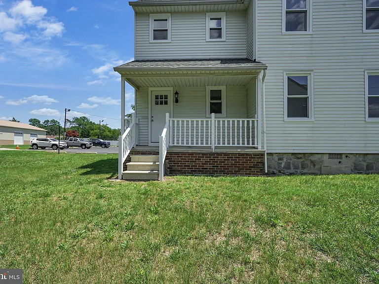 121 E Browning Rd #2 — Photo 22