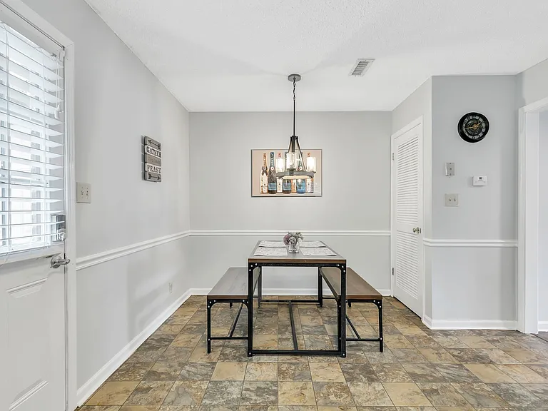 611 Doane Dr #A — Photo 15