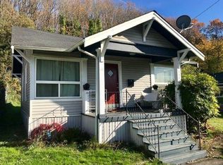 5548 18th Ave S, Seattle, WA 98108