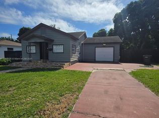 2420 Jackson St, Hollywood, FL 33020