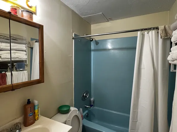 17 Cross Street Apartments