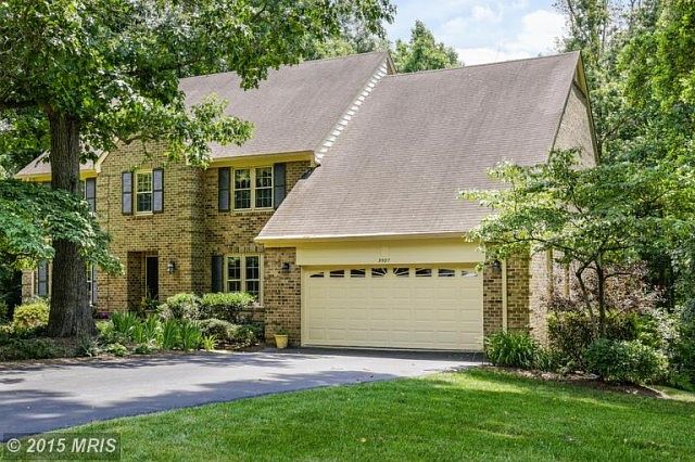 1st image of 9507 Woody Ln