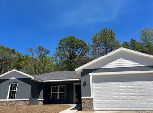 215 W Wason St, Citrus Springs, FL 34434