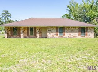 7450 Thames Dr, Denham Springs, LA 70706