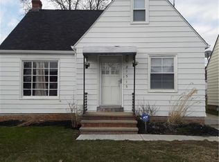 21515 Kenyon Dr, Maple Heights, OH 44137