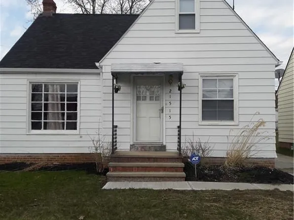 21515 Kenyon Dr, Maple Heights, OH 44137