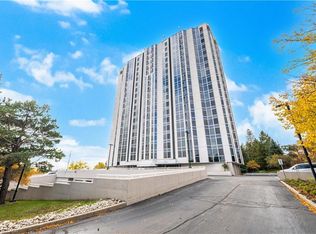 190 Hespeler Rd #1602, Cambridge, ON N1R8B8