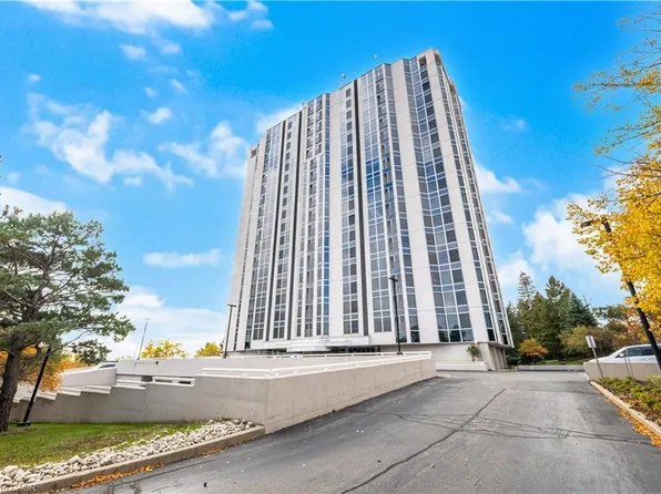 190 Hespeler Rd #1602, Cambridge, ON N1R 8B8