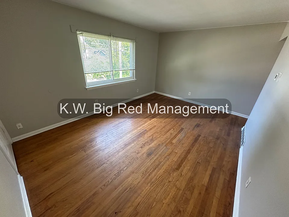 103 E Harrison Ave #3