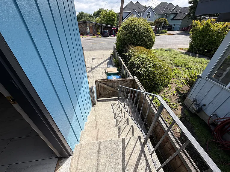 5201 16th Ave SW — Photo 8