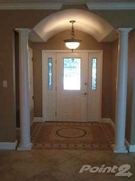 Entry/Foyer
