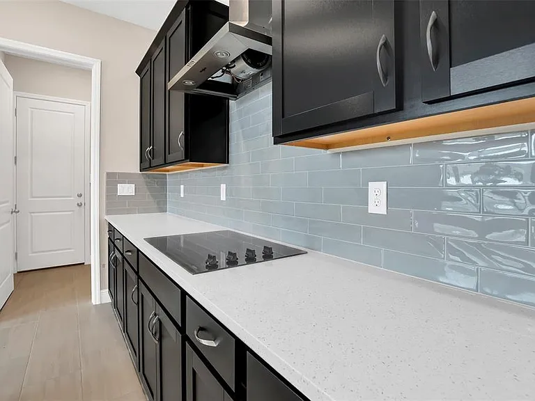 2953 Voyager Ave — Photo 16