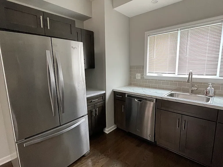 1602 Frederick Rd — Photo 10