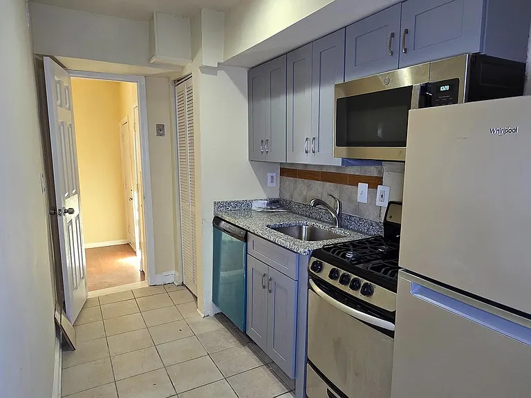 1255 Meigs Pl NE #3 — Photo 10