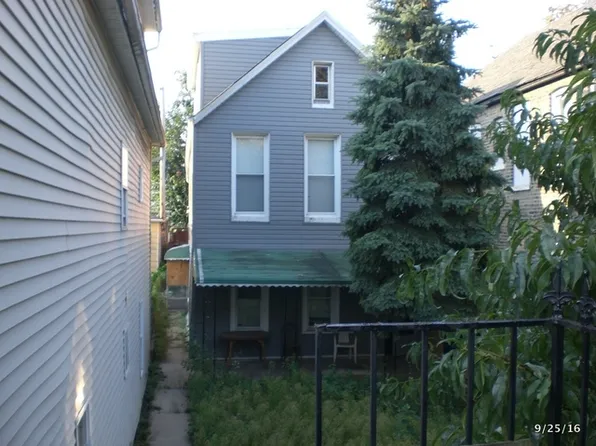 2325 W 19th St, Chicago, IL 60608