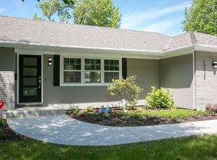 10330 Sagamore Ln, Leawood, KS 66206